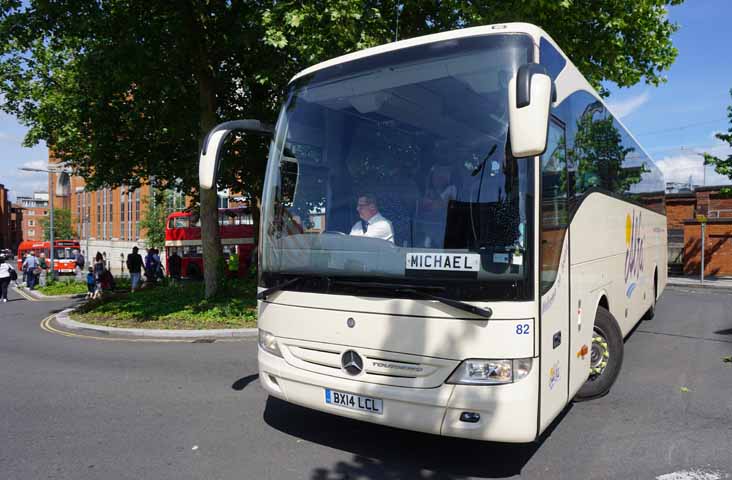 Alfa Travel Mercedes Tourismo 82